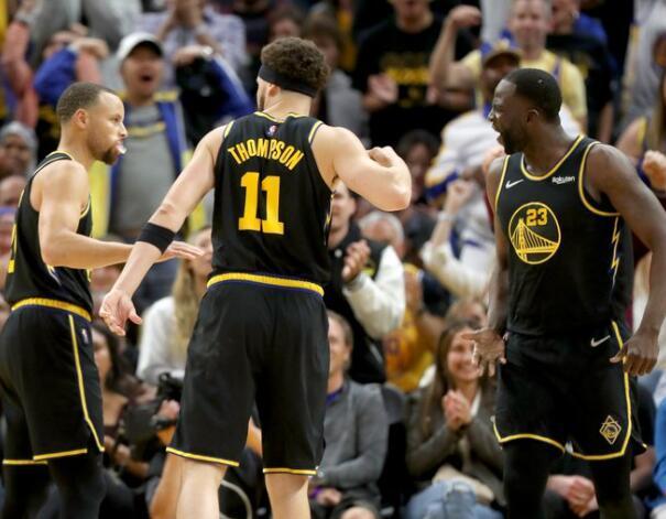 九游-重返赛场首场状态出色，G2观众沸腾！，蒂姆重返赛场比赛高潮迭起的简单介绍-九游