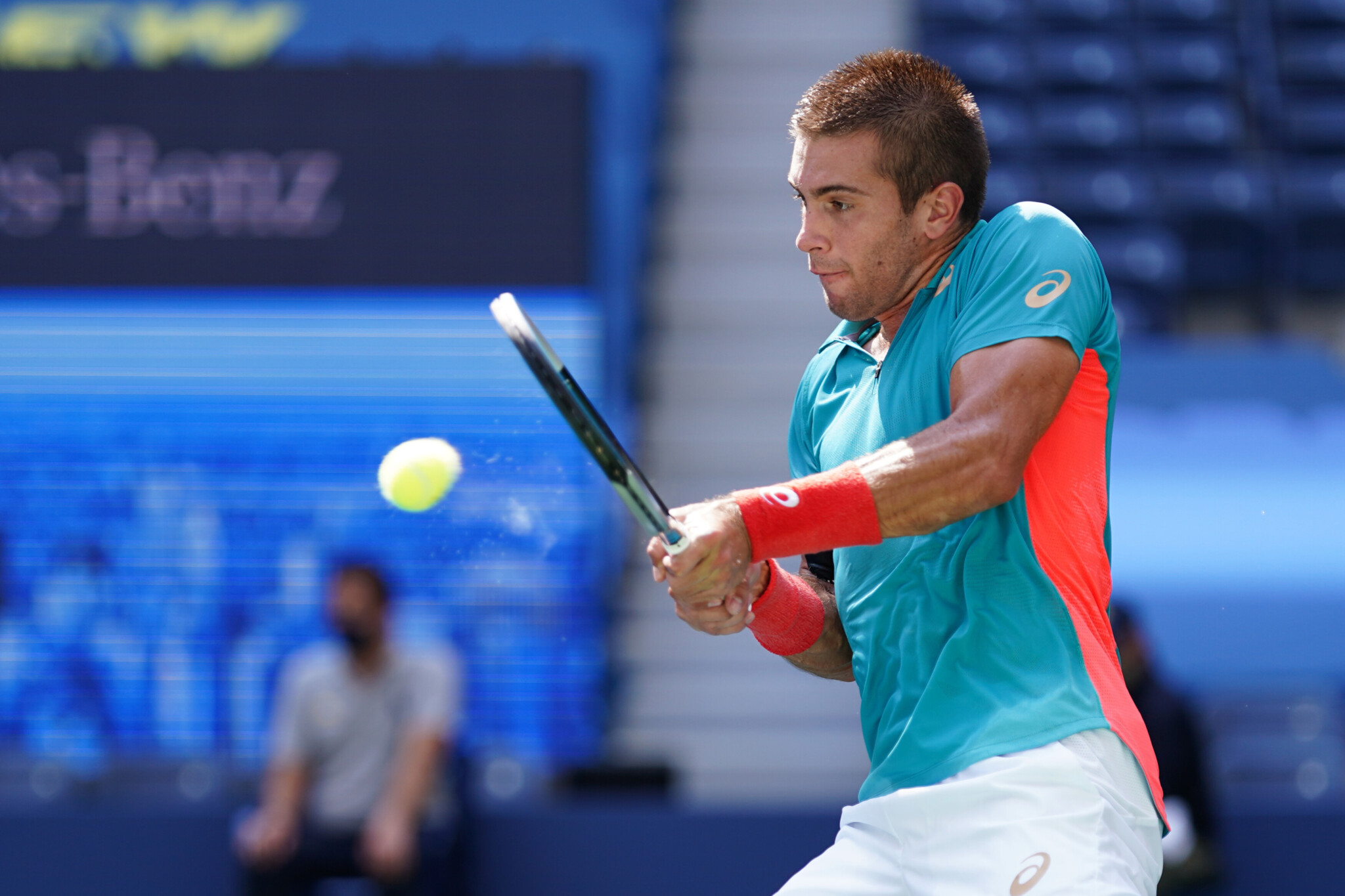 九游娱乐-大坂直美意外战胜阿森纳，出色防守引爆全场！赢得满堂喝彩-九游娱乐